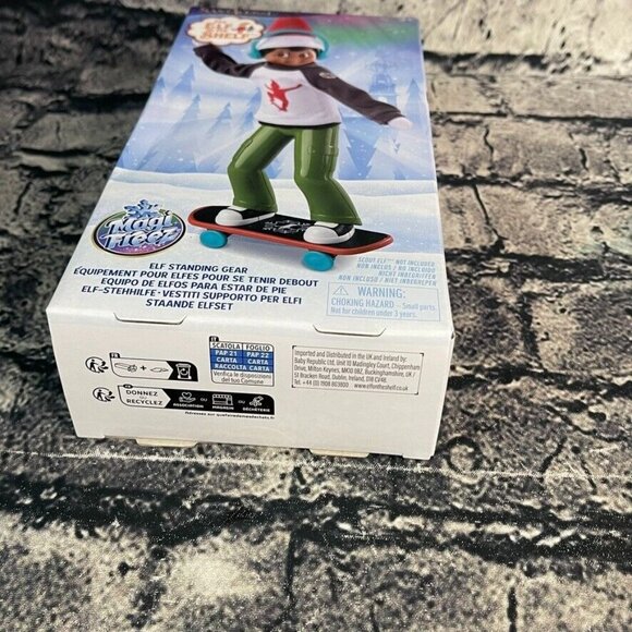 Elf on the Shelf Standing Gear Holly Jolly Skateboard Rider Santaverse MagiFreez - Picture 5 of 11